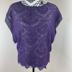 Express. NWT Purple top with detail in the front🌺